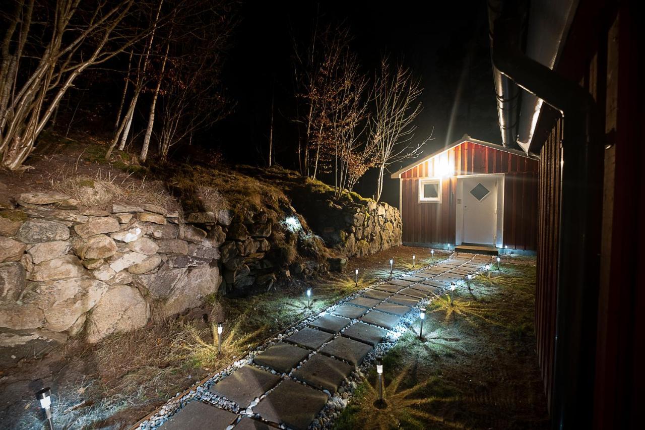 Villa Skogsstuga I Bassholma à Munka-Ljungby Extérieur photo